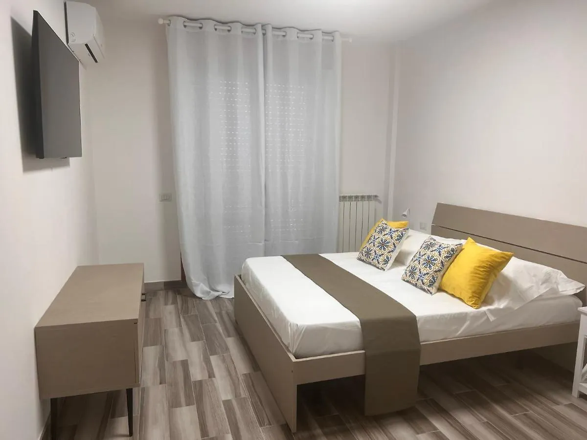 City Home 77 Naples